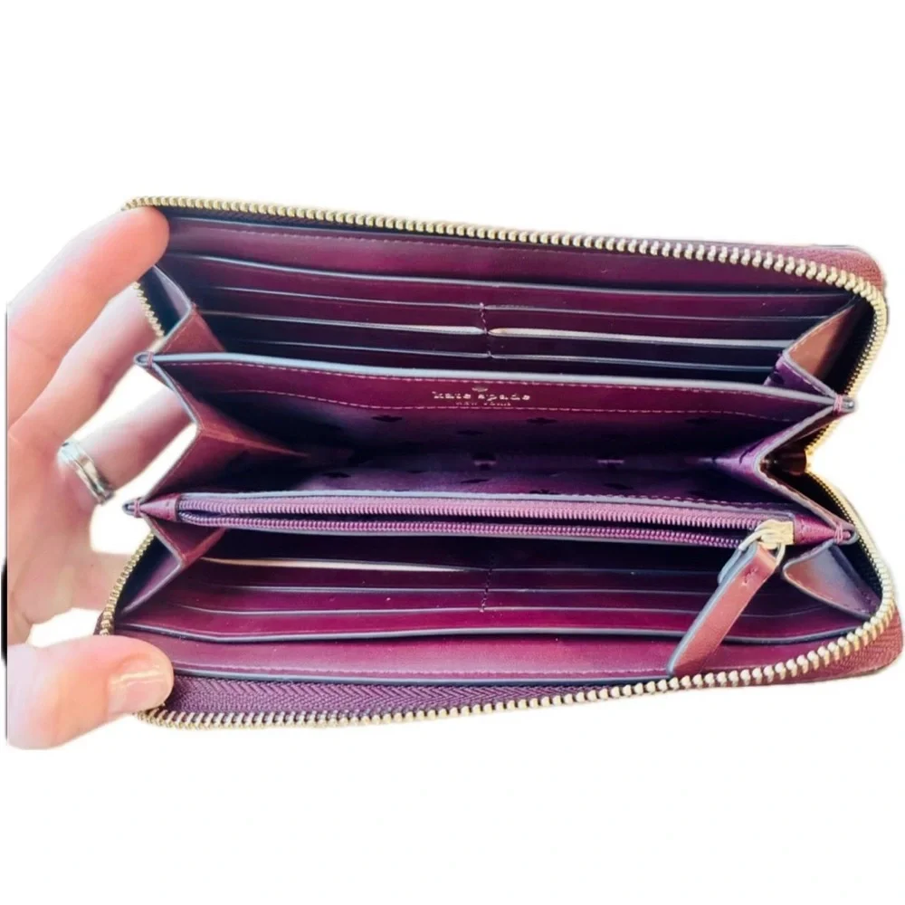 Kate Spade Laurel Pink Burgundy Floral Zip continental Wallet - like new